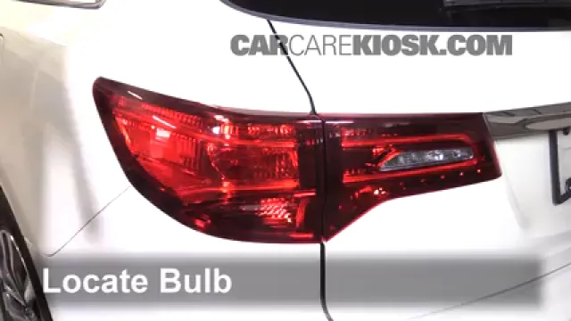 2016 Acura MDX SH-AWD 3.5L V6 Éclairage Feu clignotant arrière (remplacer l'ampoule)